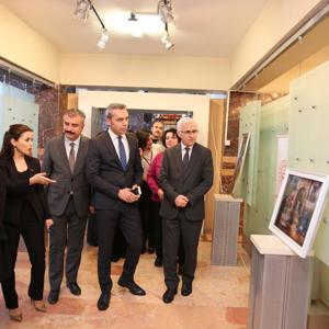 “Cam Tavanı Kıran Kadınlar” Sergisi ESOGÜ’de Açıldı - fotoğraf 7