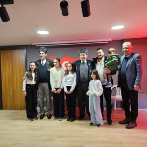 Sosyal Hizmet Merkezlerimiz Tarafından İlçelerimizdeki Kahraman Gazilerimiz ve Kıymetli Şehit Yakınlarımız Yarınımızın Teminatı Çocuklarımız ve Gençlerimizle Buluşmaya Devam Ediyor. - fotoğraf 6