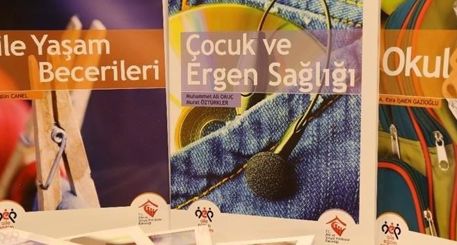 Erzurum'da AEP çerçevesinde "Aile İçi İletişim" semineri verildi.