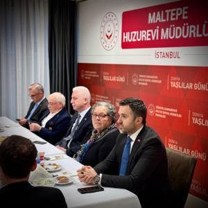 Bugün iftarımızı Valimiz Sn. Davut GÜL, Maltepe Kaymakamı Sn. Bahri TİRYAKİ ve İl Müdürümüz Sn. Ömer TURAN ‘ın katılımıyla Maltepe Huzurevimiz de büyüklerimizle açtık. - fotoğraf 1