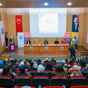 İl Müdürümüz Arzu ÇINGIR Girişimcilik Ve Liderlikte İleriye Adım Konulu Söyleşiye Katıldı - fotoğraf 1