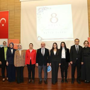 İl Müdürümüz Arzu ÇINGIR Girişimcilik Ve Liderlikte İleriye Adım Konulu Söyleşiye Katıldı - fotoğraf 5