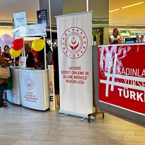 İl Müdürümüz Arzu ÇINGIR 8 Mart Dünya Kadınlar Günü Etkinlikleri Kapsamında Stant Açılışı Yaptı - fotoğraf 4