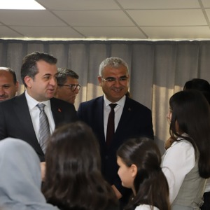 REKTÖR PROF. DR. HAMİT EMRAH BERİŞ ADANA ÇOCUK EVLERİ SİTEMİZİ ZİYARET ETTİ. - fotoğraf 6