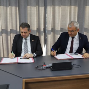REKTÖR PROF. DR. HAMİT EMRAH BERİŞ ADANA ÇOCUK EVLERİ SİTEMİZİ ZİYARET ETTİ. - fotoğraf 5