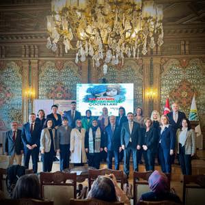 İstanbul Üniversitesi ile ortaklaşa gerçekleştirdiğimiz Gazze’nin Kadınları ve Çocukları isimli konferans İl Müdürümüz Sn. Ömer TURAN‘ında katılımıyla gerçekleştirilmiştir. - fotoğraf 8