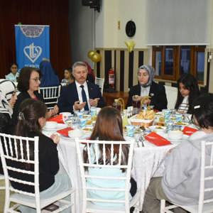 İl Müdürlüğümüz ve Türk Diyanet Vakfı’ndan Gönül Buluşturan İftar - fotoğraf 6