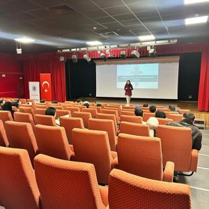2025 Aile Yılı kapsamında 'Evlenecek Gençlerin Desteklenmesi Projesi' ile Evlilik Kredisi onaylanan çiftlerimize 'Evlilik Öncesi Eğitim Programı' vermeye devam ediyoruz. - fotoğraf 9
