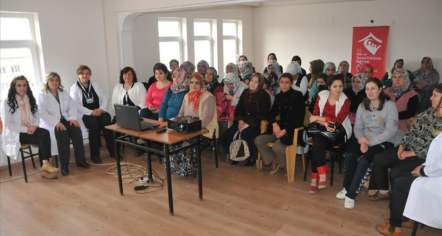 Edirne'de "Madde Bağımlılığından Korunma" eğitimi gerçekleştirildi.