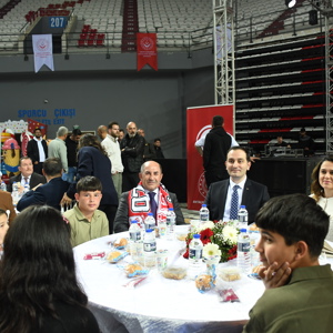 Valimiz Hulusi ŞAHİN İftar Programında Çocuklarımızla Buluştu - fotoğraf 15