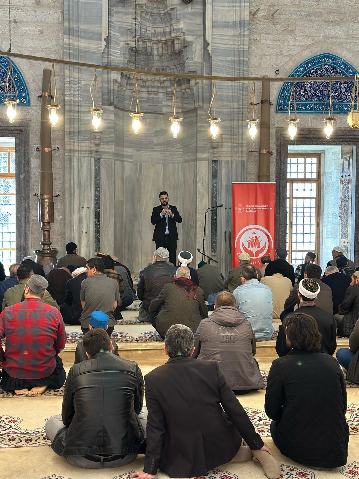 2025 Aile Yılı kapsamında “Ailemiz Geleceğimiz” konu başlığında Mobil Sosyal Hizmet çadırımız ile seminer gerçekleştirilmiştir.