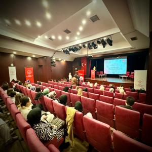 Kadın İstihdamı & Ailenin Sosyal Refah Seviyesinin Yükseltilmesi konulu programımız Vali yardımcımız Sn. Serap ÖZMEN ÇETİN ve İl Müdürümüz Sn. Ömer TURAN katılımlarıyla gerçekleştirilmiştir. - fotoğraf 4