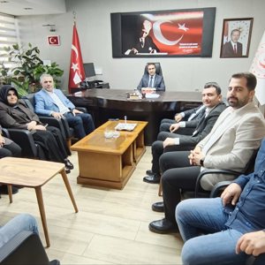 Ak Parti Batman İl Başkanı Hüseyin Şansi Ve Beraberindeki Heyetten İl Müdürümüz Ahmet Kırtay’a Ziyaret - fotoğraf 2