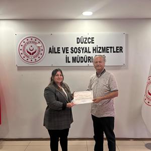 AEP Eğiticilerine Yönelik “Aile Eğitimlerinde Gelişimsel Yaklaşım ve Aile Yaşam Döngüsü” Eğitimi Düzenlendi. - fotoğraf 4