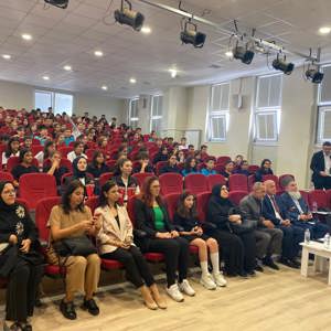 Sosyal Hizmet Merkezlerimiz Tarafından İlçelerimizdeki Kahraman Gazilerimiz ve Kıymetli Şehit Yakınlarımız Yarınımızın Teminatı Çocuklarımız ve Gençlerimizle Buluşmaya Devam Ediyor. - fotoğraf 7