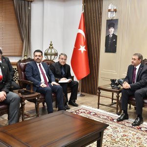 Aziz Şehitlerimizin Değerli Ailelerine ve Kahraman Gazilerimize Devlet Övünç Madalyaları İle Beratlarını Takdim Ettik. - fotoğraf 2