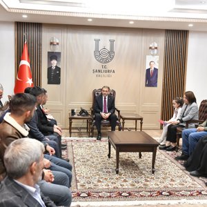 Aziz Şehitlerimizin Değerli Ailelerine ve Kahraman Gazilerimize Devlet Övünç Madalyaları İle Beratlarını Takdim Ettik. - fotoğraf 3