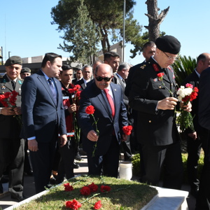Çanakkale Şehitleri Anma Töreni Gerçekleştirildi - fotoğraf 3