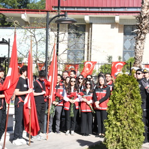 Çanakkale Şehitleri Anma Töreni Gerçekleştirildi - fotoğraf 5