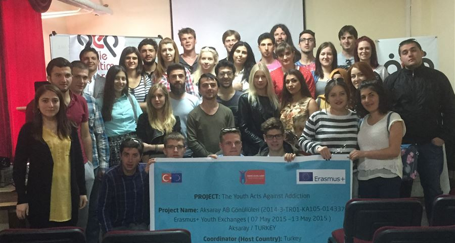 Aksaray'da 5 Ülkeden 35 ERASMUS Öğrencisine yönelik “Madde Kullanım Riski ve Madde Bağımlılığından Korunma” konulu eğitim verildi.