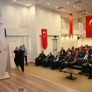 18 Mart Şehitleri Anma Günü ve Çanakkale Deniz Zaferi’nin 110. yıl dönümü dolayısıyla Antalya’da anma töreni düzenlendi. - fotoğraf 5