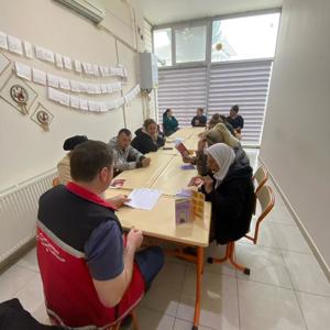 2025 Aile Yılı Kapsamında Sosyal Dayanışma Vakfı Kursiyerlerine Yönelik Eğitim Düzenlendi. - fotoğraf 3