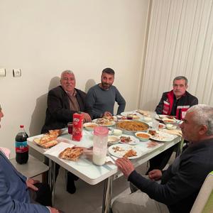 13 Ocak 2025 tarihinde Cumhurbaşkanın 2025 yılının aile yılı ilan etmesiyle Bakanlığımız tarafından aile kurumunun desteklenmesi ve güçlendirmesi, aile geleneklerinin yaşatılması, kadim kültürümüzün genç nesillere aktarılmasının özendirilmesi amacıyla ilimize bağlı Sancak Beldesi Kuşkondu Köyünde ikamet eden Ömer BASİLGANAY 18.03.2025 tarihinde ziyaret edilmiştir.  - fotoğraf 4