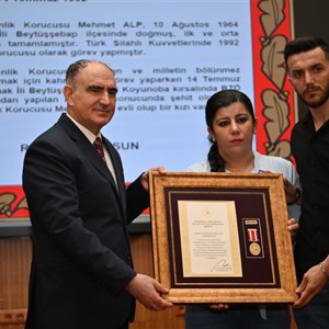 'Devlet Övünç Madalyası ve Berat Tevcih Töreni' Düzenlendi - fotoğraf 6