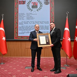 'Devlet Övünç Madalyası ve Berat Tevcih Töreni' Düzenlendi - fotoğraf 9