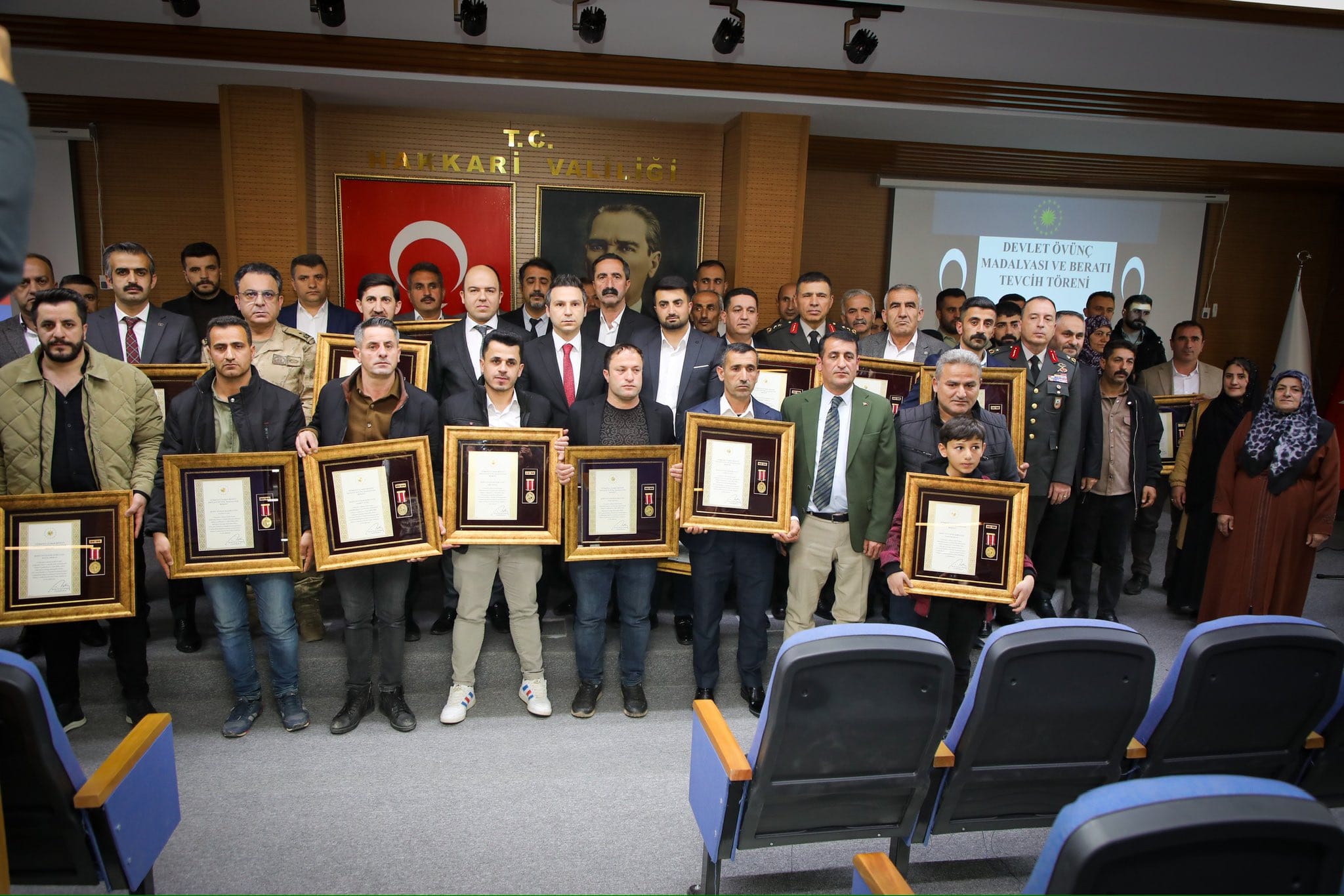Hakkari’de Devlet Övünç Madalyası Tevcih Töreni Düzenlendi