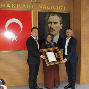 Hakkari’de Devlet Övünç Madalyası Tevcih Töreni Düzenlendi - fotoğraf 5