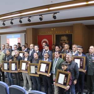 Hakkari’de Devlet Övünç Madalyası Tevcih Töreni Düzenlendi - fotoğraf 7