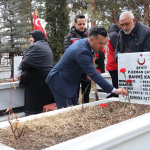 2025 Aile Yılı kapsamında, 18 Mart Çanakkale Zaferi ve Şehitleri Anma Günü dolayısıyla 15 Temmuz Şehitliği, Kars kapı Şehitliği ziyareti yapıldı. - fotoğraf 6