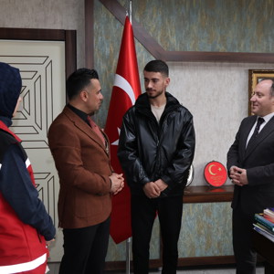 2025 Aile Yılı Kapsamında, Korunma ve Bakım Altında Yetişen ve Devlet Kadrolarına Atanan Gençlerimize Yönelik "Bakım Sonrası Rehberlik ve İzleme" Pilot İl Uygulaması Ziyaretleri - fotoğraf 3