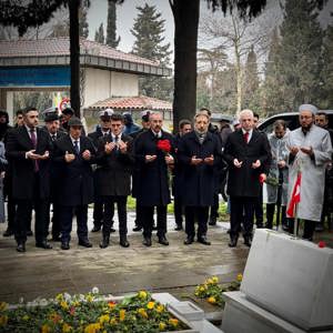İl Müdürümüz Sn. Ömer TURAN, 18 Mart Çanakkale Zaferinin 110.Yıl dönümü ve Şehitler Günü Anma Törenine katılım sağlamıştır. - fotoğraf 2