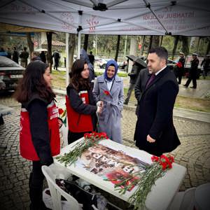 İl Müdürümüz Sn. Ömer TURAN, 18 Mart Çanakkale Zaferinin 110.Yıl dönümü ve Şehitler Günü Anma Törenine katılım sağlamıştır. - fotoğraf 8