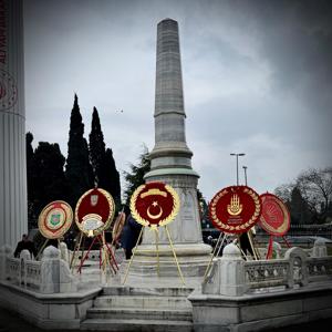 İl Müdürümüz Sn. Ömer TURAN, 18 Mart Çanakkale Zaferinin 110.Yıl dönümü ve Şehitler Günü Anma Törenine katılım sağlamıştır. - fotoğraf 1