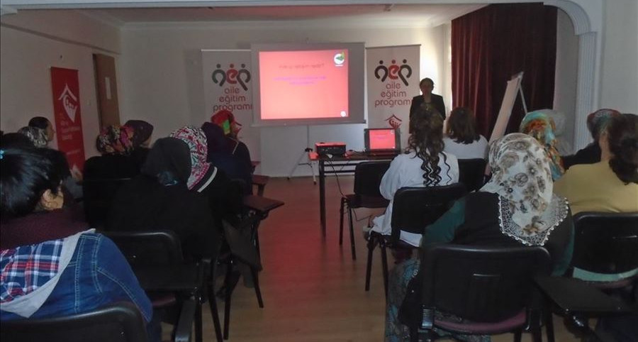 Edirne’de AEP Kapsamında "Aile İçi İletişim” eğitimi düzenlendi.