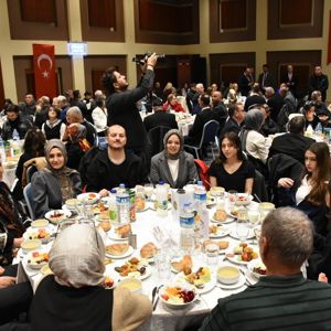2025 “Aile Yılı” kapsamında 18 Mart Çanakkale Zaferinin Yıldönümü ve Şehitler Günü münasebetiyle Şehit yakınları ve Gazilerimize Çanakkale gezisi düzenlenmiştir. - fotoğraf 6
