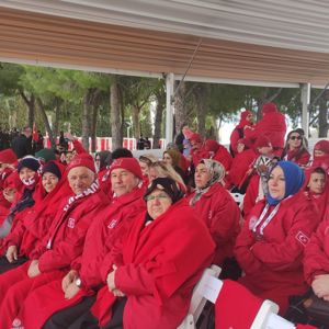 2025 “Aile Yılı” kapsamında 18 Mart Çanakkale Zaferinin Yıldönümü ve Şehitler Günü münasebetiyle Şehit yakınları ve Gazilerimize Çanakkale gezisi düzenlenmiştir. - fotoğraf 5
