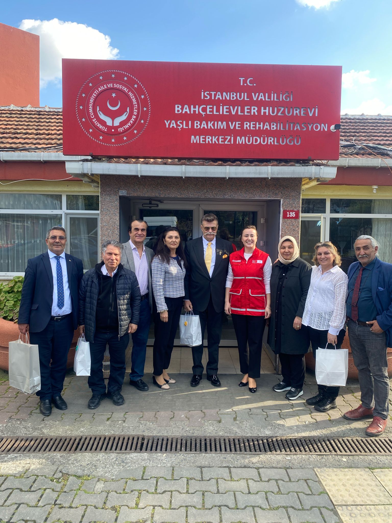 18-24 Mart Yaşlılara Saygı Haftası münasebetiyle İl Müdürlüğümüze bağlı Huzurevlerimizde bakım hizmeti alan sakinlerimiz için etkinlerimiz devam ediyor.