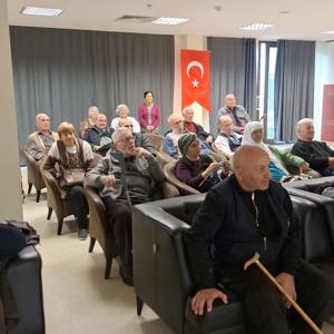 18-24 Mart Yaşlılara Saygı Haftası münasebetiyle İl Müdürlüğümüze bağlı Huzurevlerimizde bakım hizmeti alan sakinlerimiz için etkinlerimiz devam ediyor. - fotoğraf 1