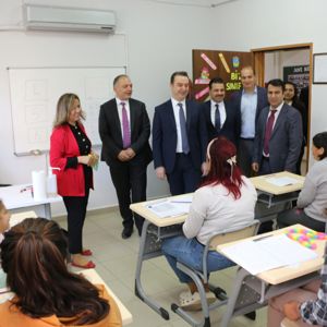 #AileYılı Etkinlikleri Kapsamında Daire Başkanlarımızdan Engelsiz Yaşam Bakım Merkezimize  Ziyaret… - fotoğraf 3