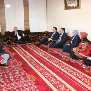 #AileYılı ‘nda  Beşiz Bebekleri Dünyaya Gelen Felhan Ailesine  Daire Başkanlarımızdan Ziyaret… - fotoğraf 3