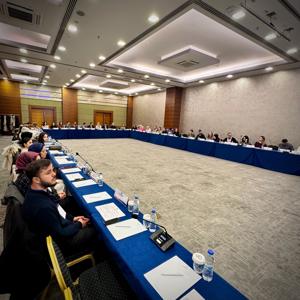 Bakanlığımız tarafından yürütülen Türkiye’de Koruyucu Aile Sisteminin Güçlendirilmesi Projesi kapsamında personellerin üç gün sürecek olan eğitim programımız başlamıştır. - fotoğraf 5