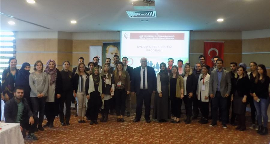 "Evlilik Öncesi Eğitim 2017-2018 Yaygınlaştırma Projesi” kapsamında düzenlenen toplantıların altıncısı Şanlıurfa’da gerçekleştirildi