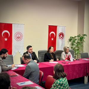Aile ve Sosyal Hizmetler Bakan Yardımcımız Sayın Sevim SAYIM MADAK İl Müdürlüğümüze bağlı Sosyal Hizmet Merkezi Müdürlerimiz ile istişare toplantısında bir araya geldi. - fotoğraf 2