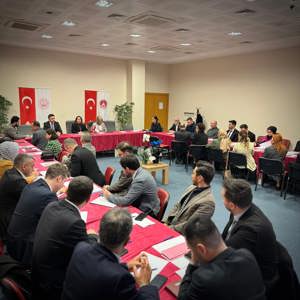 Aile ve Sosyal Hizmetler Bakan Yardımcımız Sayın Sevim SAYIM MADAK İl Müdürlüğümüze bağlı Sosyal Hizmet Merkezi Müdürlerimiz ile istişare toplantısında bir araya geldi. - fotoğraf 4