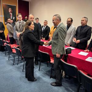 Aile ve Sosyal Hizmetler Bakan Yardımcımız Sayın Sevim SAYIM MADAK İl Müdürlüğümüze bağlı Sosyal Hizmet Merkezi Müdürlerimiz ile istişare toplantısında bir araya geldi. - fotoğraf 6