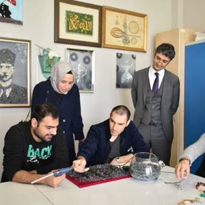 Bakanlık Yetkililerimizle Birlikte Celal Sönmez Bakım Merkezine Ziyaret Gerçekleştirdik - fotoğraf 3